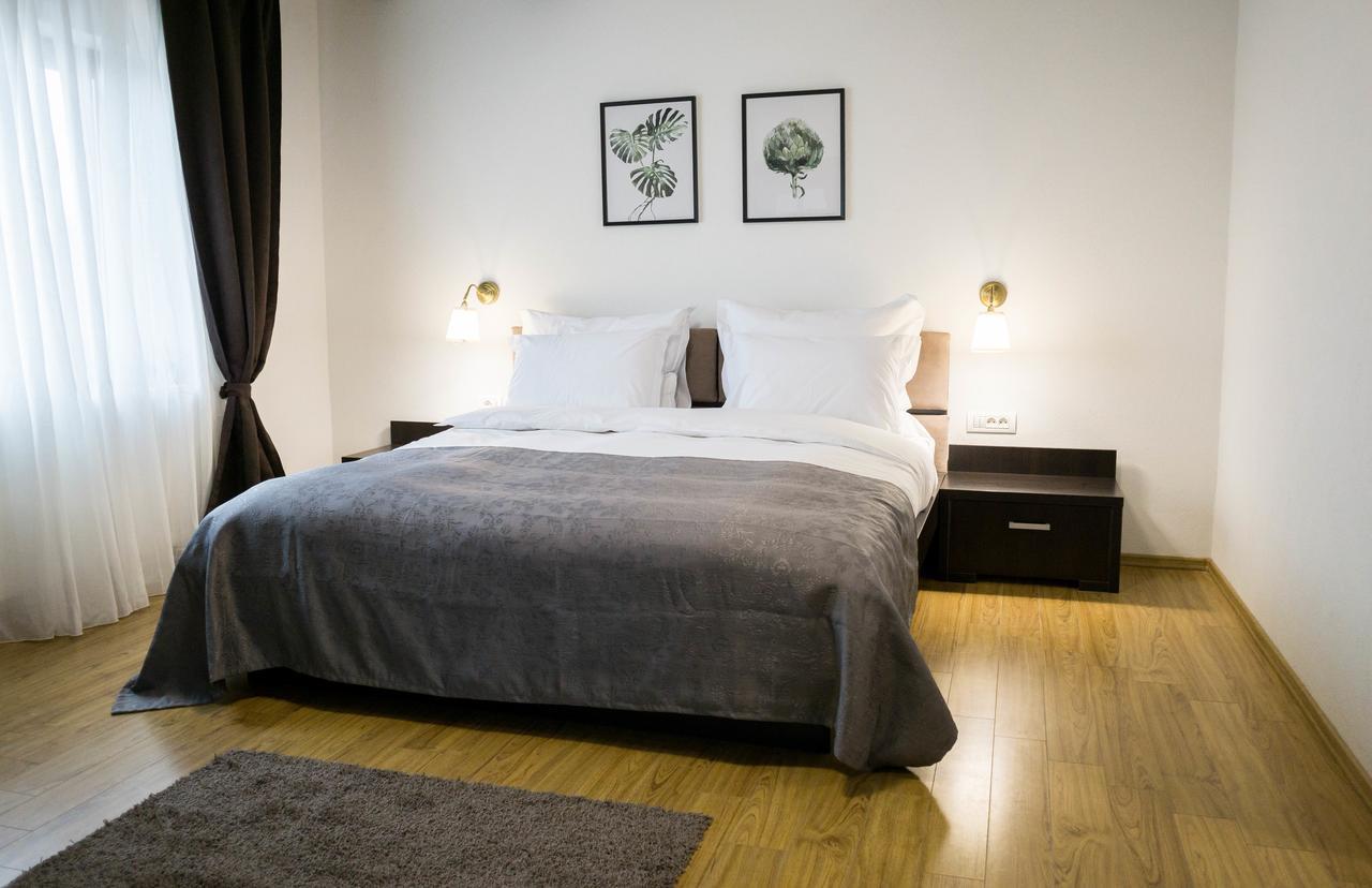 Nest Hotel Drobeta Turnu Severin Exterior photo
