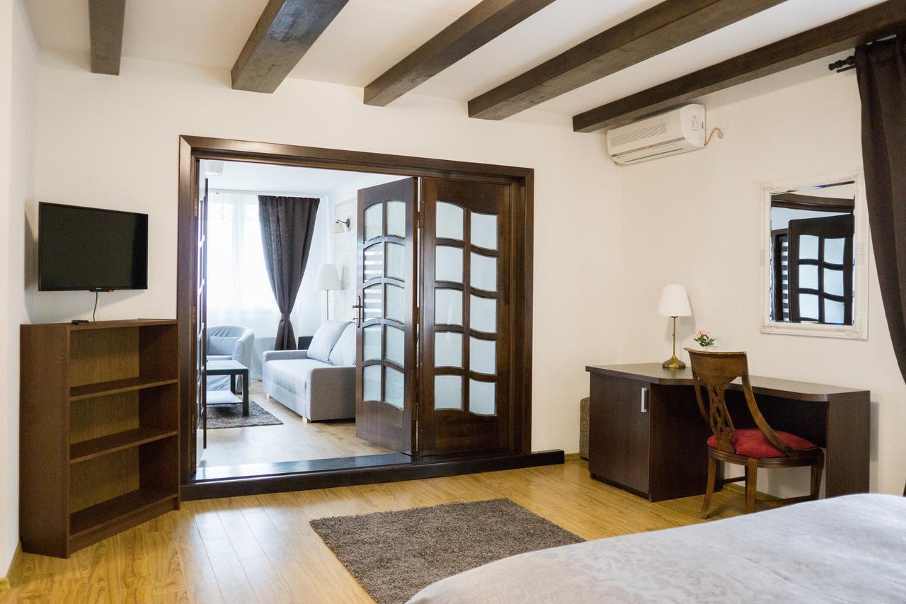 Nest Hotel Drobeta Turnu Severin Exterior photo